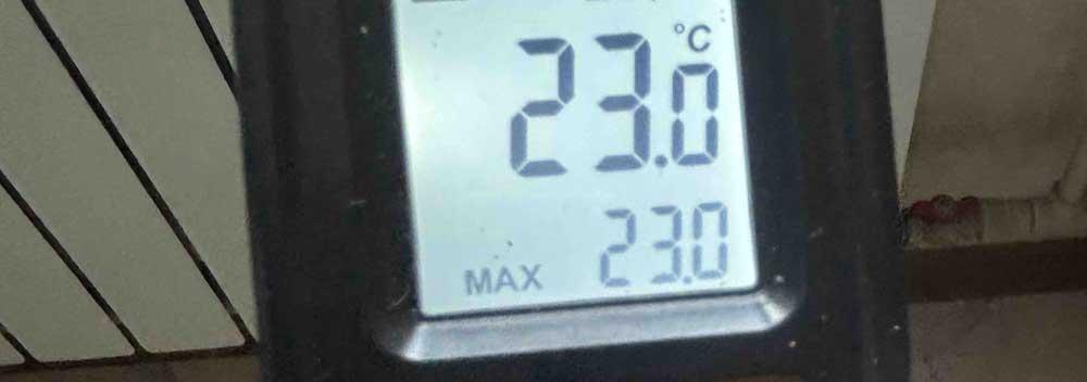 Температура води в батареї